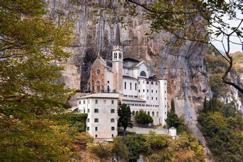 santuario madonna della corona dove mangiare - I MIGLIORI 10 ristoranti vicino a Santuario Basilica Madonna .